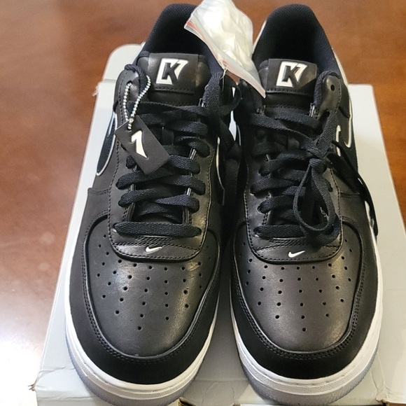 Nike Colin Kaepernick sz 13 - Picture 1 of 4